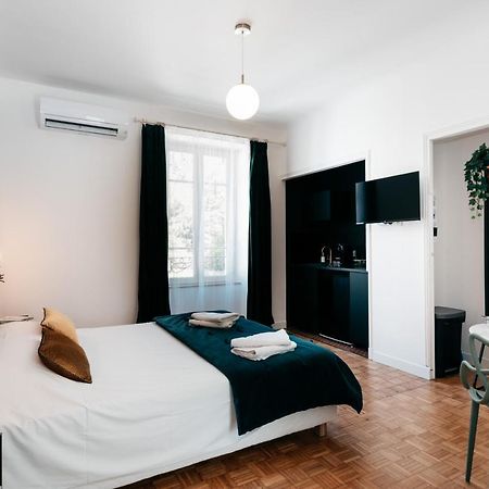 Les Precieuses Suites & Spa II Avignon Buitenkant foto