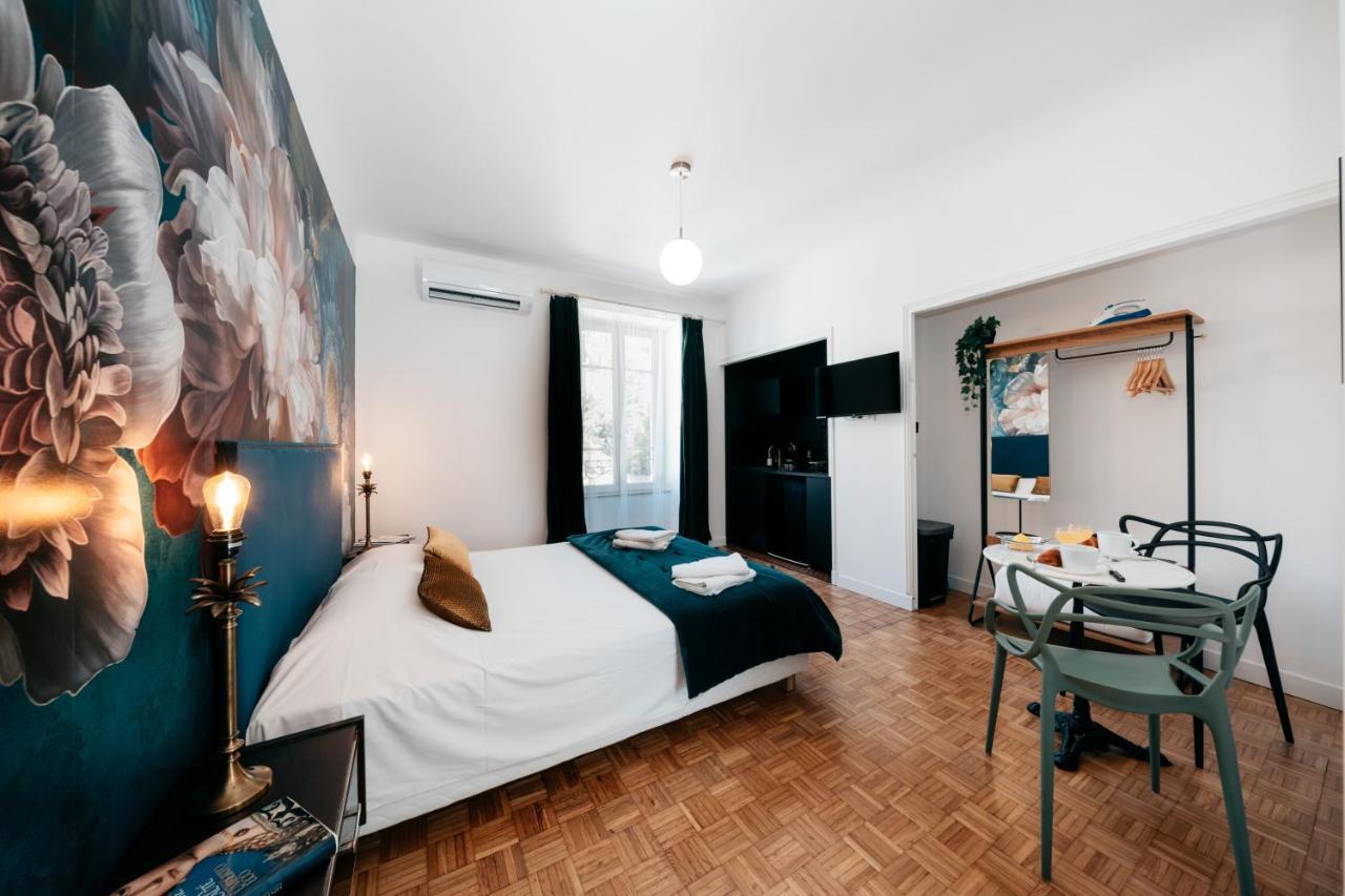 Les Precieuses Suites & Spa II Avignon Buitenkant foto